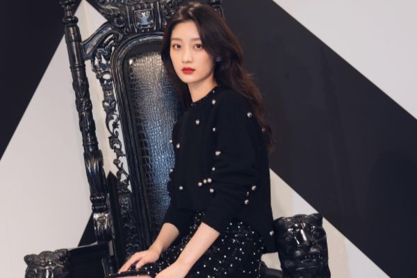 《站住!花小姐》改编自橘猫威武同名小说?张赫成戚砚笛谋士?