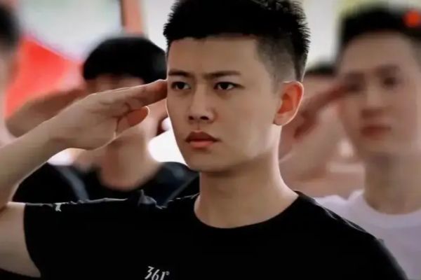 《蓝焰突击》讲述消防队员成长故事?任嘉伦搭档陈小纭有感情戏?