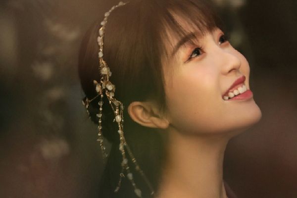 《苍兰诀》东方青苍为何和小兰花住一起?小兰花复活后成息山神女?