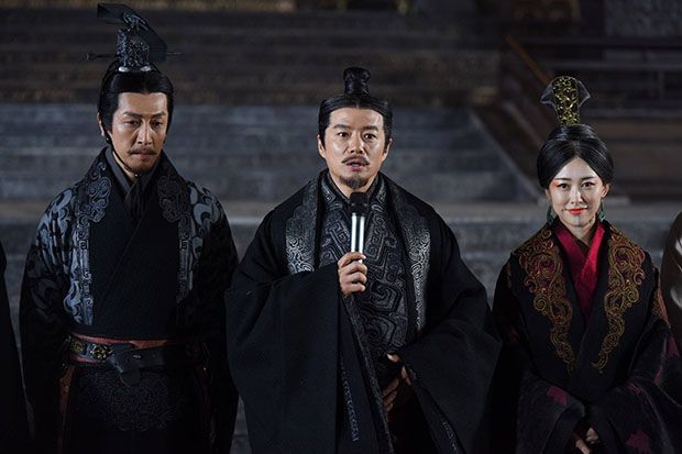大秦帝国之天下赵太后的男宠是谁?赵太后是谁演的?
