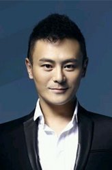 小男人遇上大女人秦海风